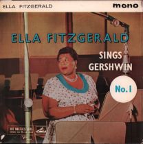 Sings Gershwin No 1