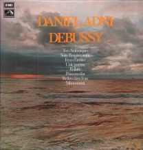 Plays Debussy