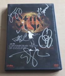One With Everything 2006 Us Signed / Autographed DVD Sealed   Coa